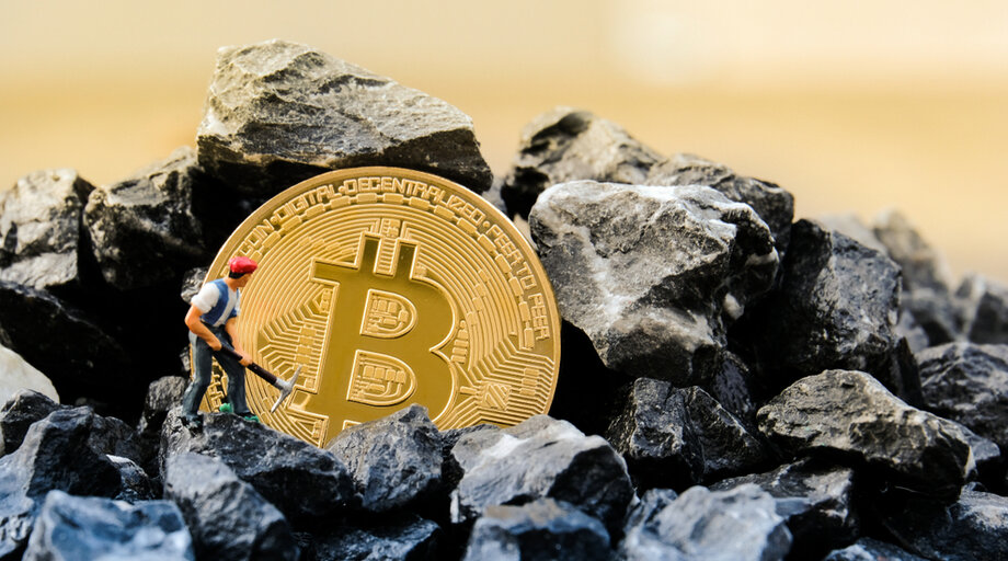 Bitcoin Miners Are Strugging After ETF Launch—Except One